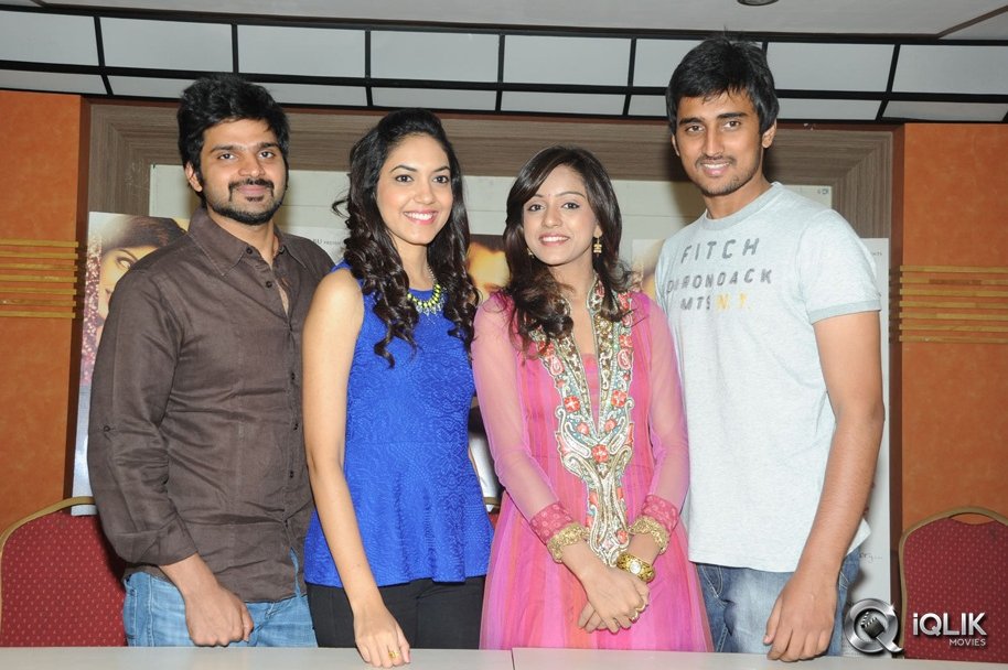 Prema-Ishq-Kaadhal-Success-Meet